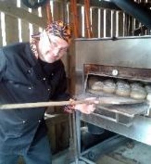 Brotbacken im Backhaus